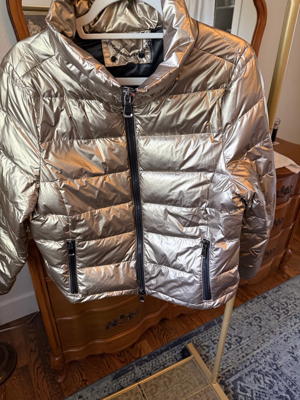 Metallic Gold Puffer Jacket - Picture 4 of 5
